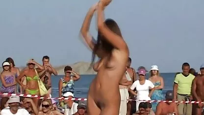 该死的直男强尼 纱丽性