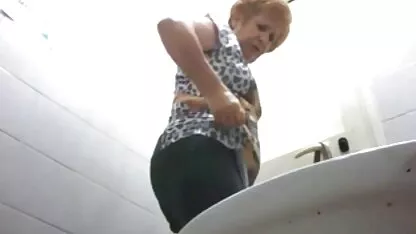 可爱的金发女郎视频 贝拉布鲁克斯