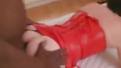 玫瑰木为她，一个男人的脸。 脚色情