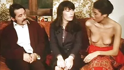 性别与我们三个 免费的女同性恋色情片