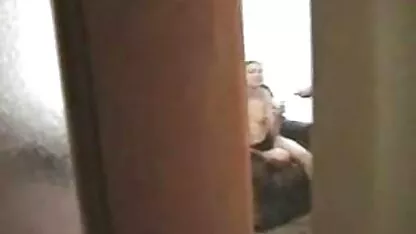 我只是想让两个女人吸我的。 性别性别性别的视频