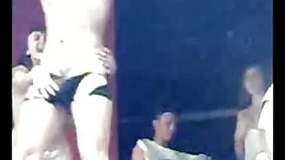 有一天，我们看到对方在网络2 睡觉的妈妈色情 22-和服