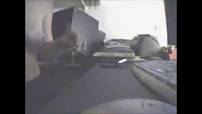 无情的自己的丈夫。 印度大学的女孩做爱